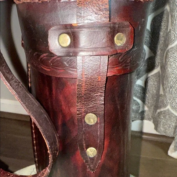 Vintage Tooled Leather Double Wine Bottle Carrying Case - Picture 14 of 16
